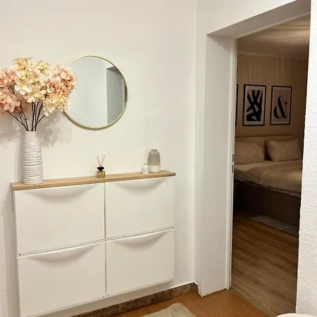 Gemuetliche, Zentrale Nahe Uni & Duesseldorf *