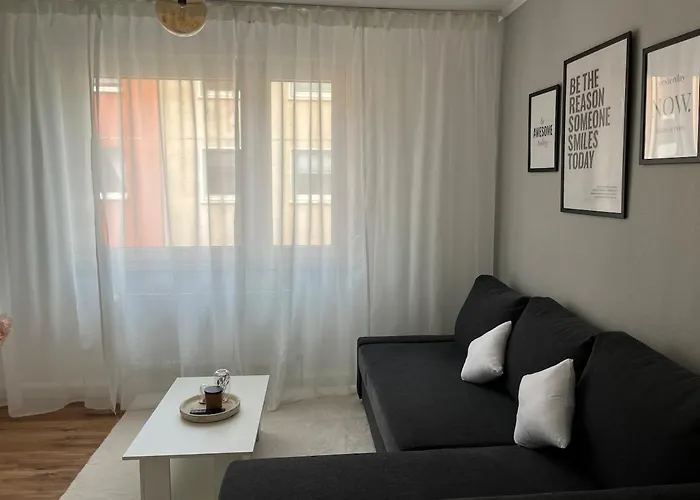 Gemuetliche, Zentrale Nahe Uni & Duesseldorf *